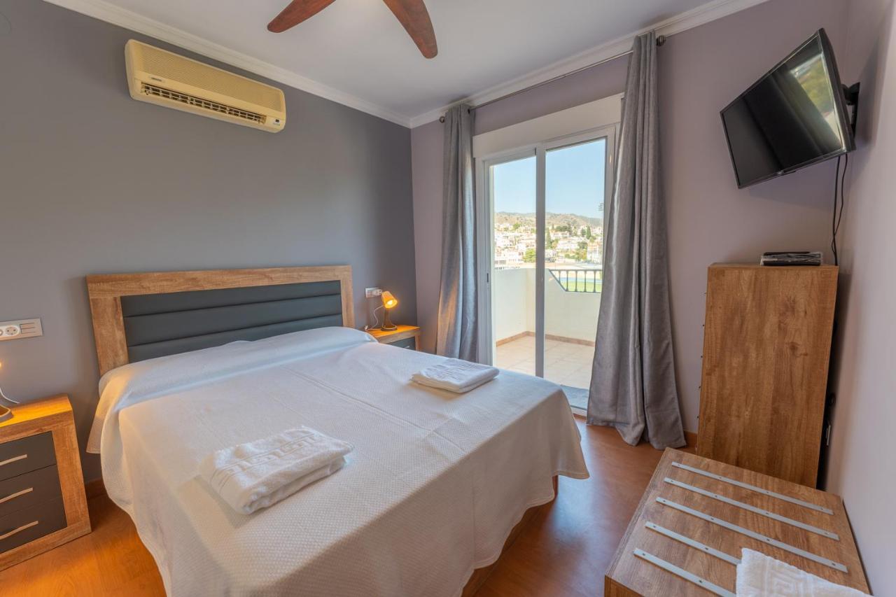 Casa Miso Nerja Villa Luaran gambar